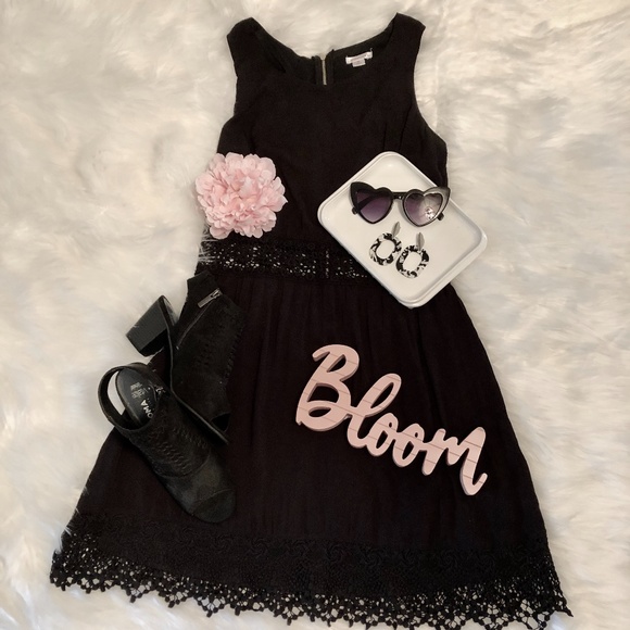 Xhilaration Black Lace Dress - Picture 1 of 4
